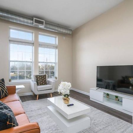 Downtown Indy Private Bedroom - Shared Indianápolis Exterior foto